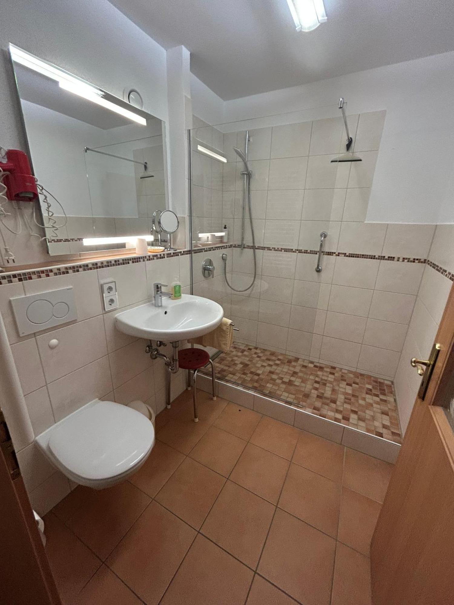 Hotel Garni Hubertushof Bad Füssing Kültér fotó