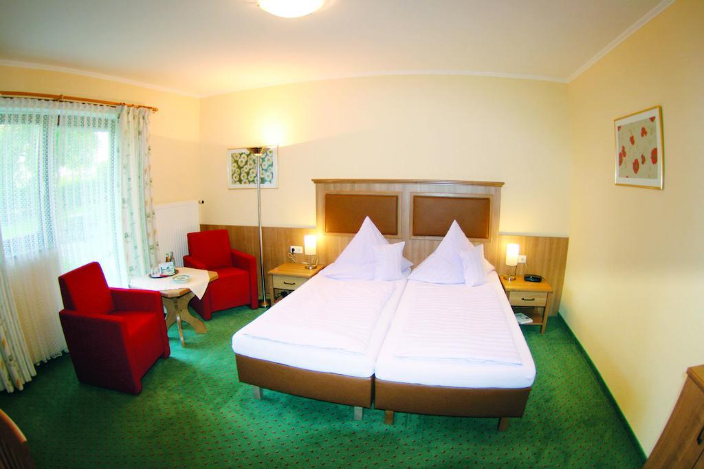 Hotel Garni Hubertushof Bad Füssing Szoba fotó