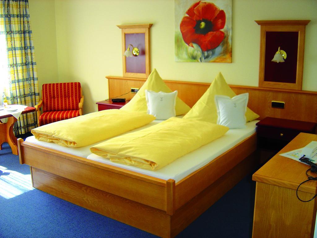 Hotel Garni Hubertushof Bad Füssing Szoba fotó